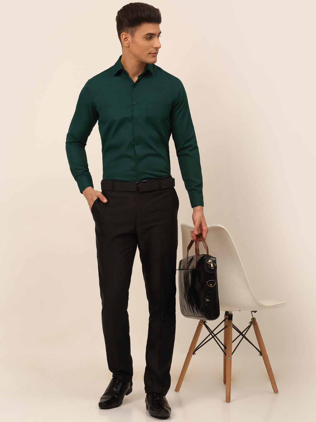 Jainish Men's Green Formal Solid Shirts