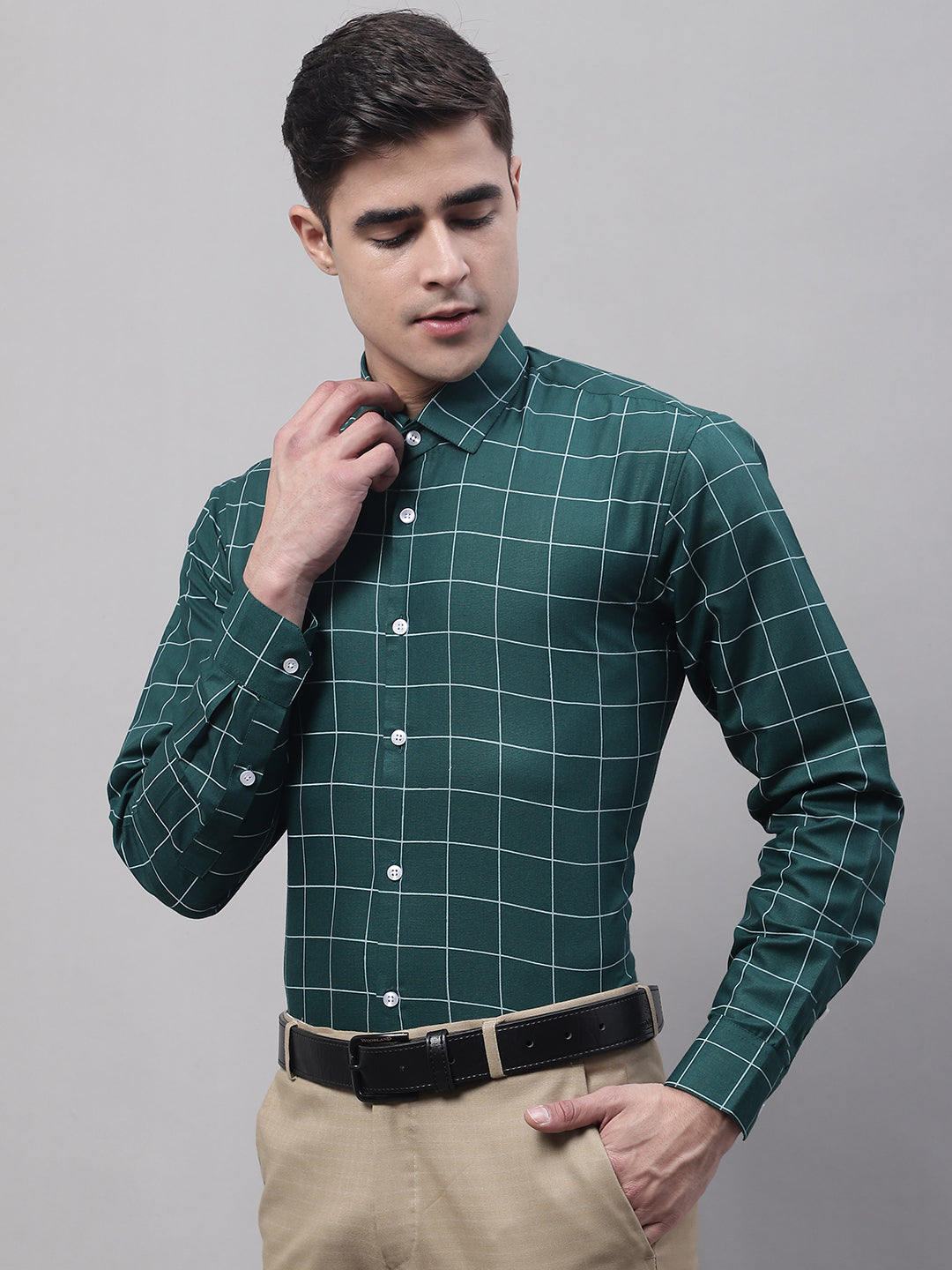 Jainish Men's Green Cotton Checked Formal Shirt