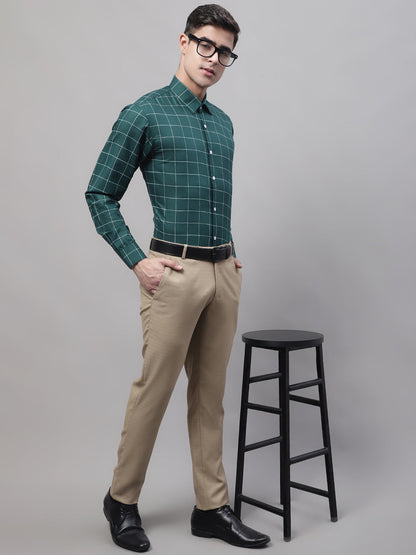 Jainish Men's Green Cotton Checked Formal Shirt