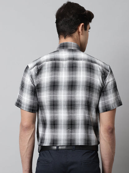 Jainish Men's Black Checks Regular Fit Cotton Formal Shirt