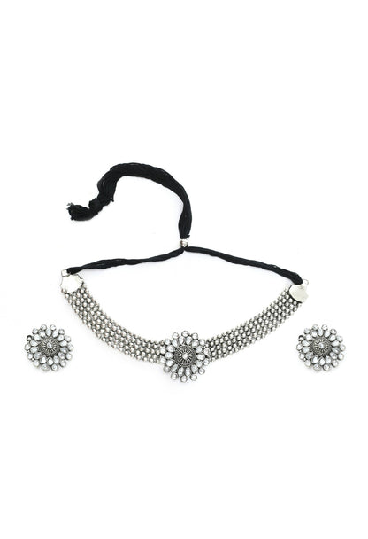 Mominos Fashion Johar Kamal Oxidised Silver-Plated Brass Finish Kundan Choker For Women (Silver)