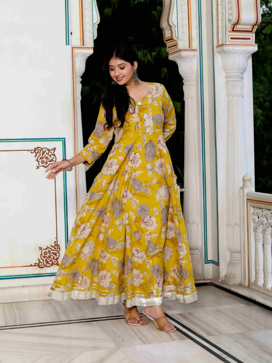 Miravan Women's Cotton Gotapatti And Lace Border Details Floral Printed Yellow Anarkali Kurta