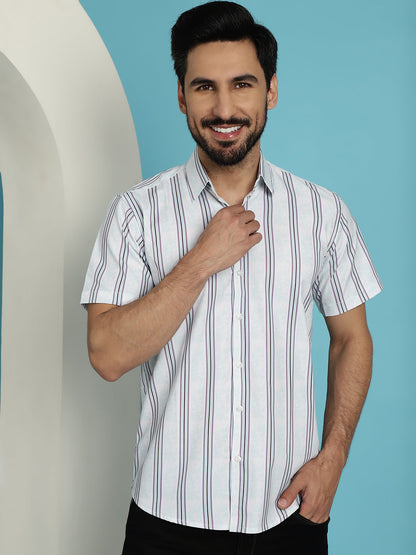 Indian Needle Men's Vertical Striped Half Sleeve Casual Shirt - Blue