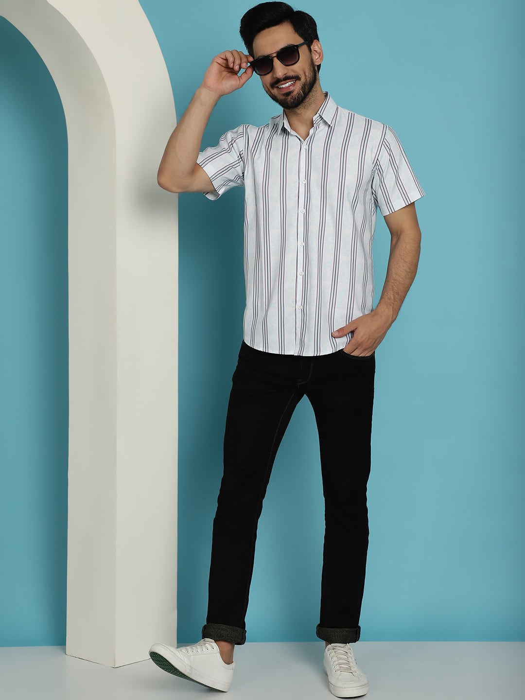 Indian Needle Men's Vertical Striped Half Sleeve Casual Shirt - Blue