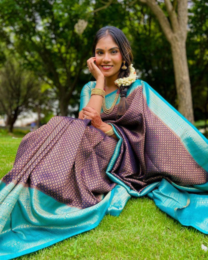 Vamika Weaving Banarasi Jacquard Purple Kanjivaram Saree