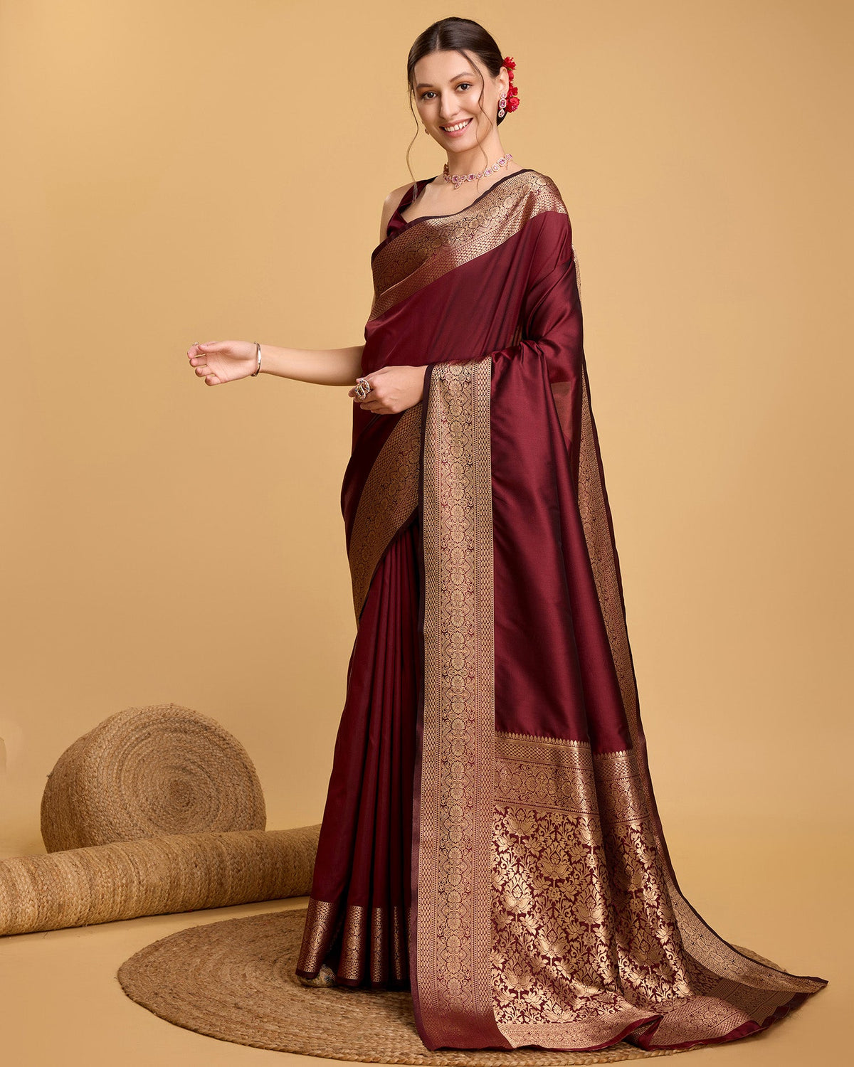 Vedant Vastram Soft Litchi Silk Banarasi Silk Saree - Maroon