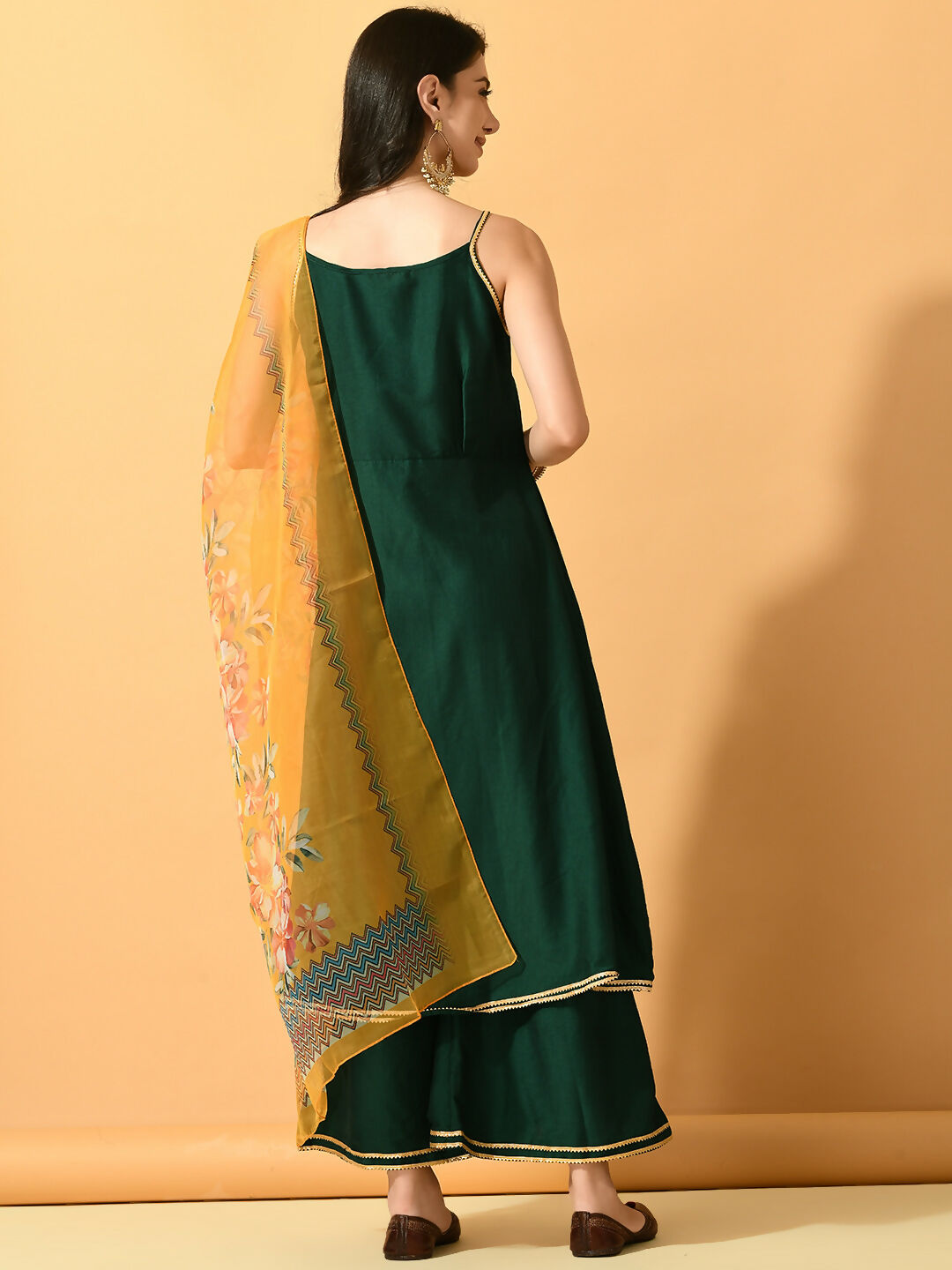Myshka Women's Green Solid Party Kurta Sets