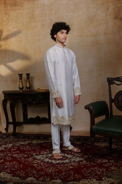 Falling Raw Silk White Mandala Kurta Set By Hilo Design