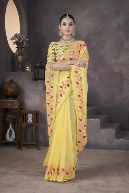 Vastranavya Gold Soft Crush Georgette Thread Embroidery work of Leaf Pattern with Patched Lace Border Saree