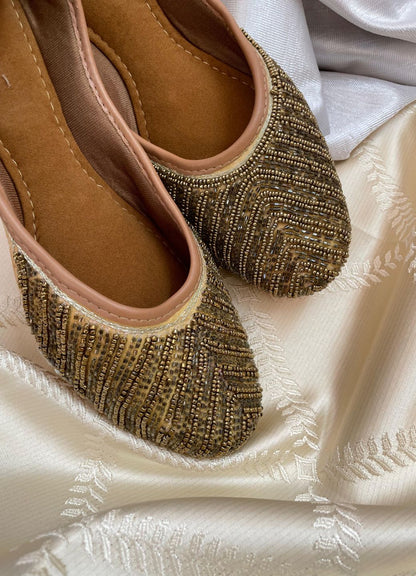 Desi Colour Women Indian Ethnic Footwear-TPR-Golden Lines