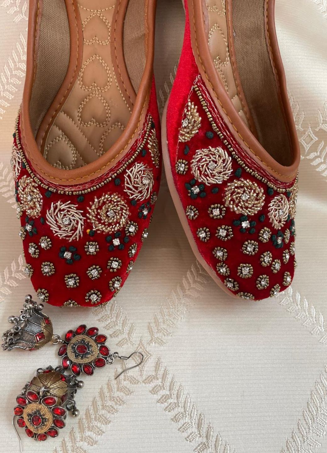 Desi Colour Women Indian Ethnic Footwear-Red Velvet Stone