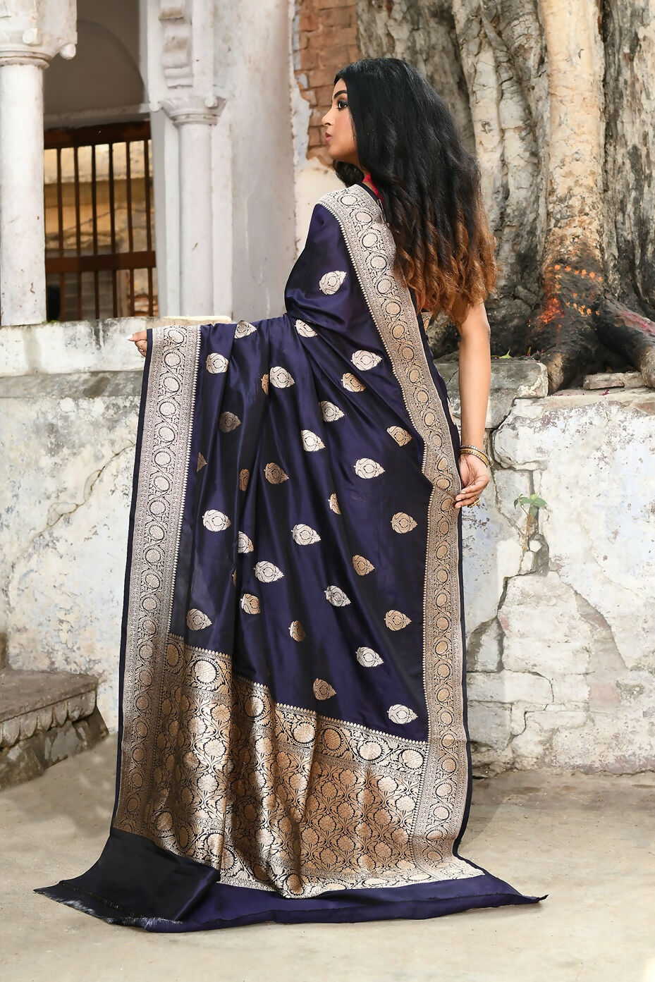 Joban Fashion Navy Blue Pure Katan Pure Handloom Banarasi Silk Saree