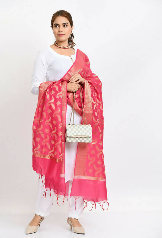 Mominos Fashion Moeza Women's Banarsi Silk Floral Woven Design Pink Dupatta