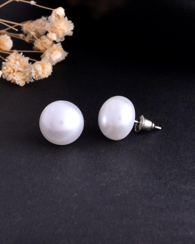 VOJ White Circular Studs Earrings