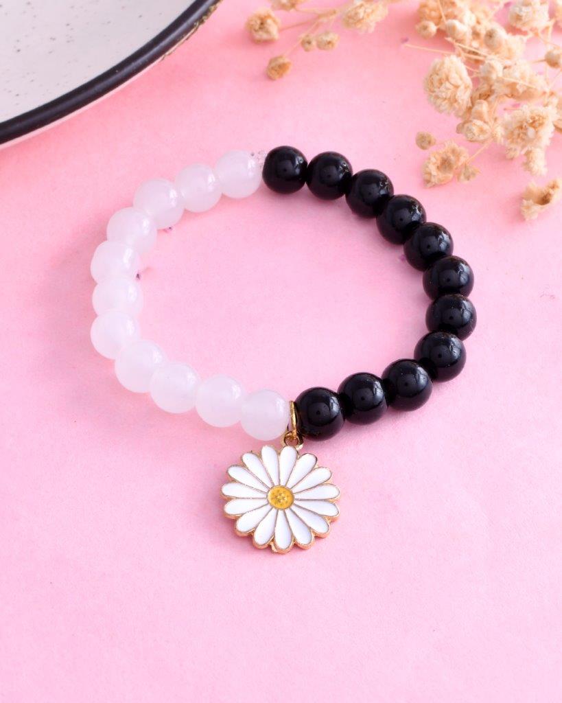 VOJ Black White Beads White Flower Elastic Bracelet