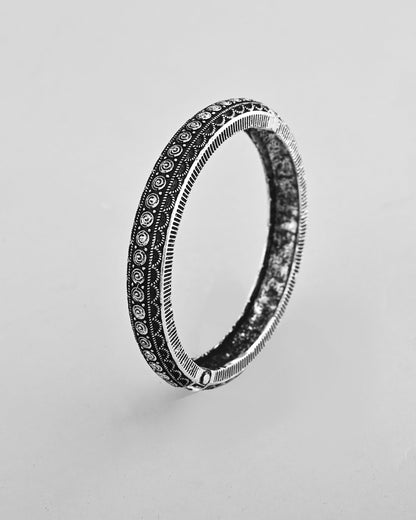 VOJ Rhodium-Plated Contemporay Oxidized Cuff Bracelet