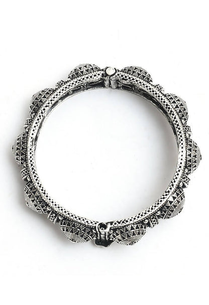 Mominos Fashion Kamal Johar Oxidised Silver-Plated Handcraft Bracelet