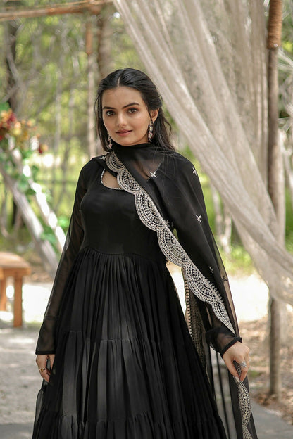 Joban Fashion Black Georgette Sequence Embroidery Work Kurta Set