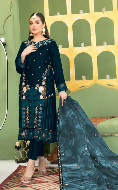 Anaita Green Velvet Suit with Embroidery Sequence Work