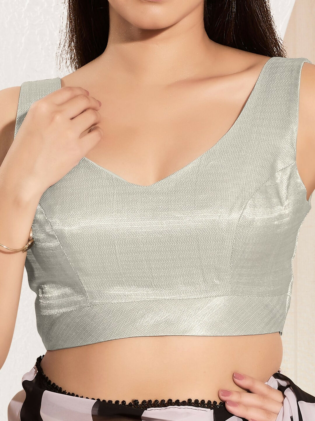 Joban Fashion Silver Mulberry Silk Padded Blouse With Sweetheart Neck Sleeveless