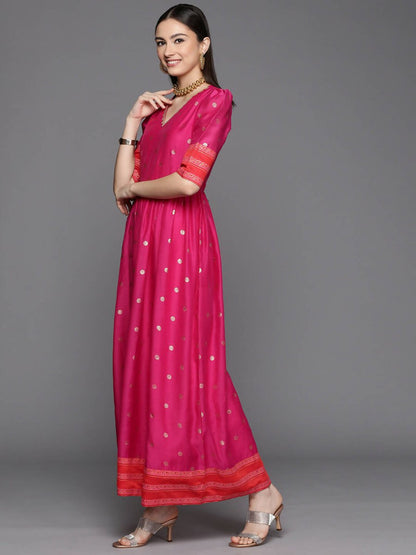Ahalyaa Women's Pink Chanderi Gold Foil Print Dress