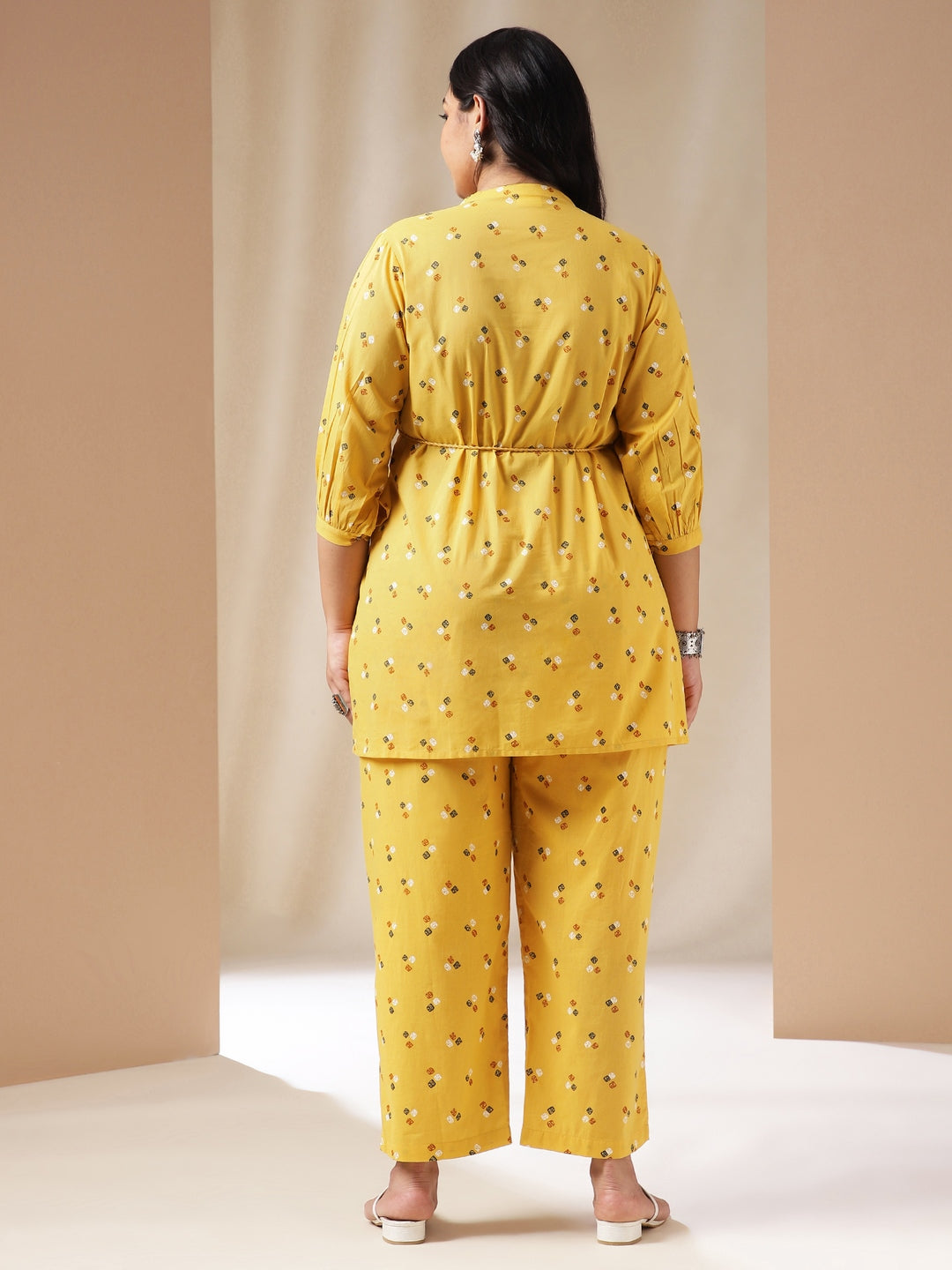 Janasya Regular Cambric Mustard Geometric Band Collar Co-Ords
