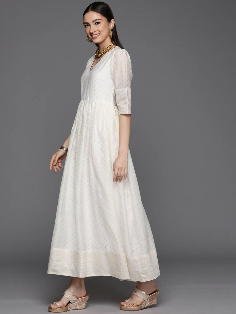 Ahalyaa Women's Off white Chanderi Gold Pasted Dress