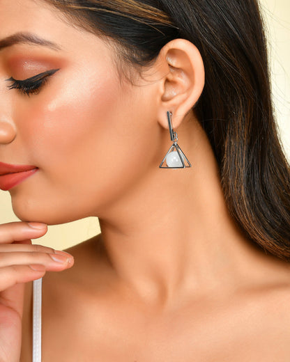 VOJ Women Sliver Triangle with Pearl Stainless Steel Stud Earrings