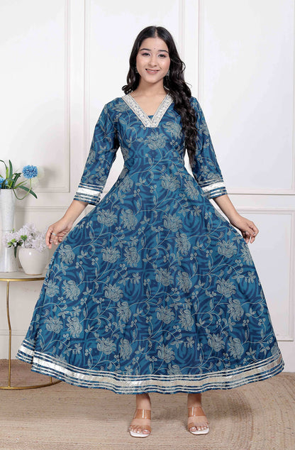 Miravan Women's Blue Cotton Embroidered Neck Anarkali Kurta