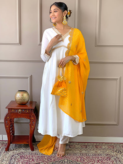 The52 Women's Gorgeous Embroidery Chandrei Fabric Straight Kurta, Pant and Dupatta Set