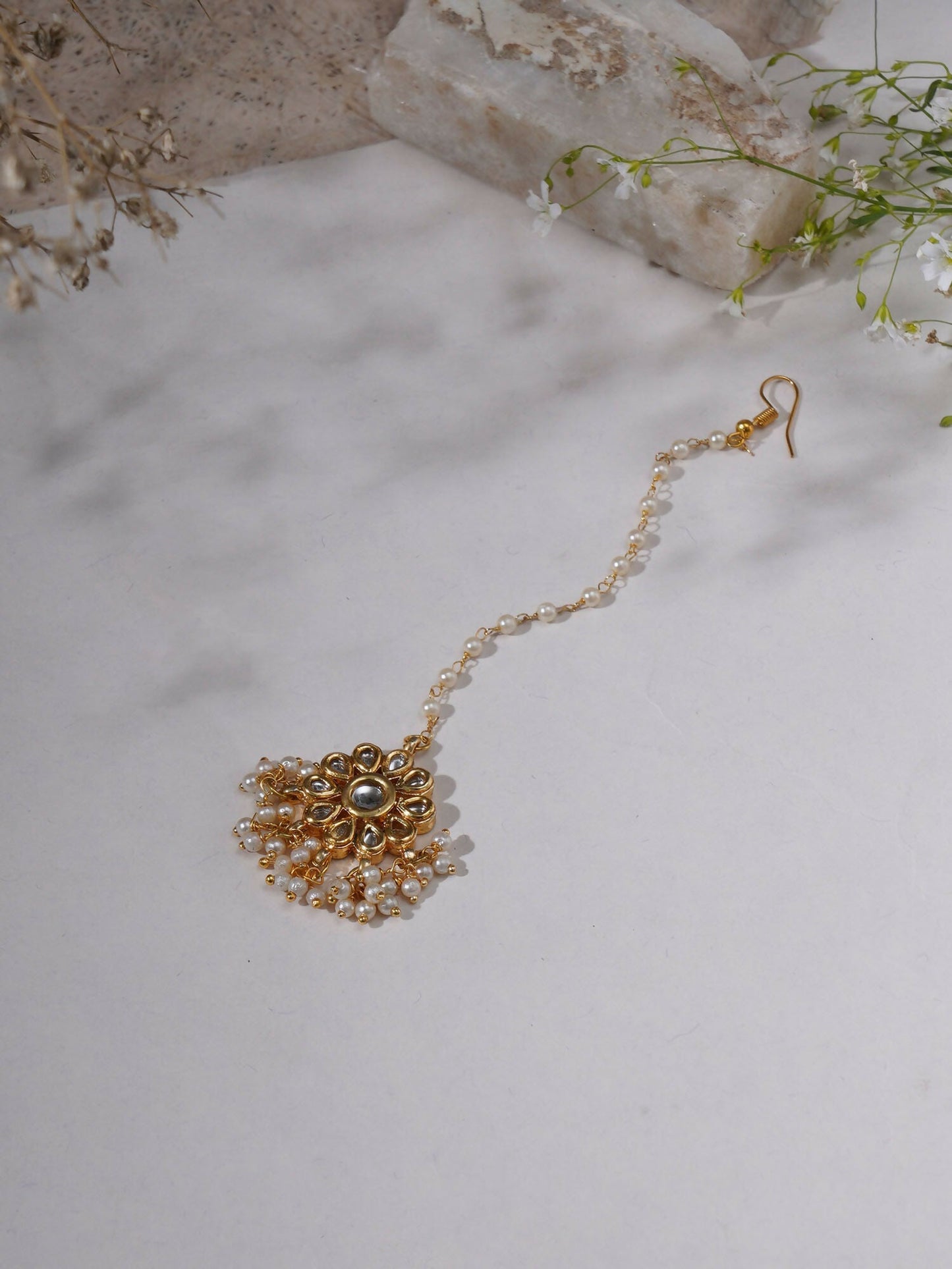 Kundan Maang Tikka (Gold) - Ruby Raang