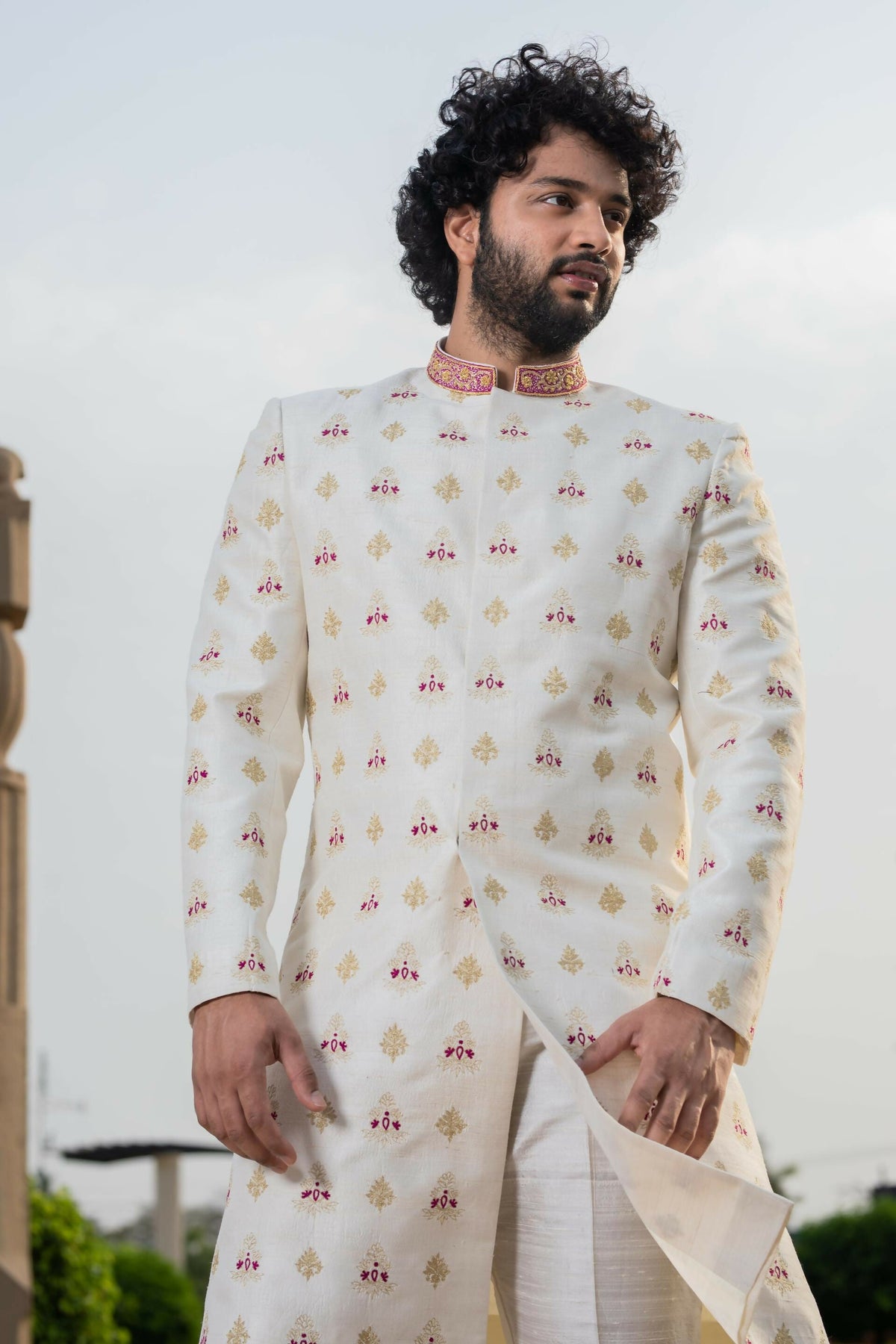 Irenic White Sherwani Set by Hilo Design