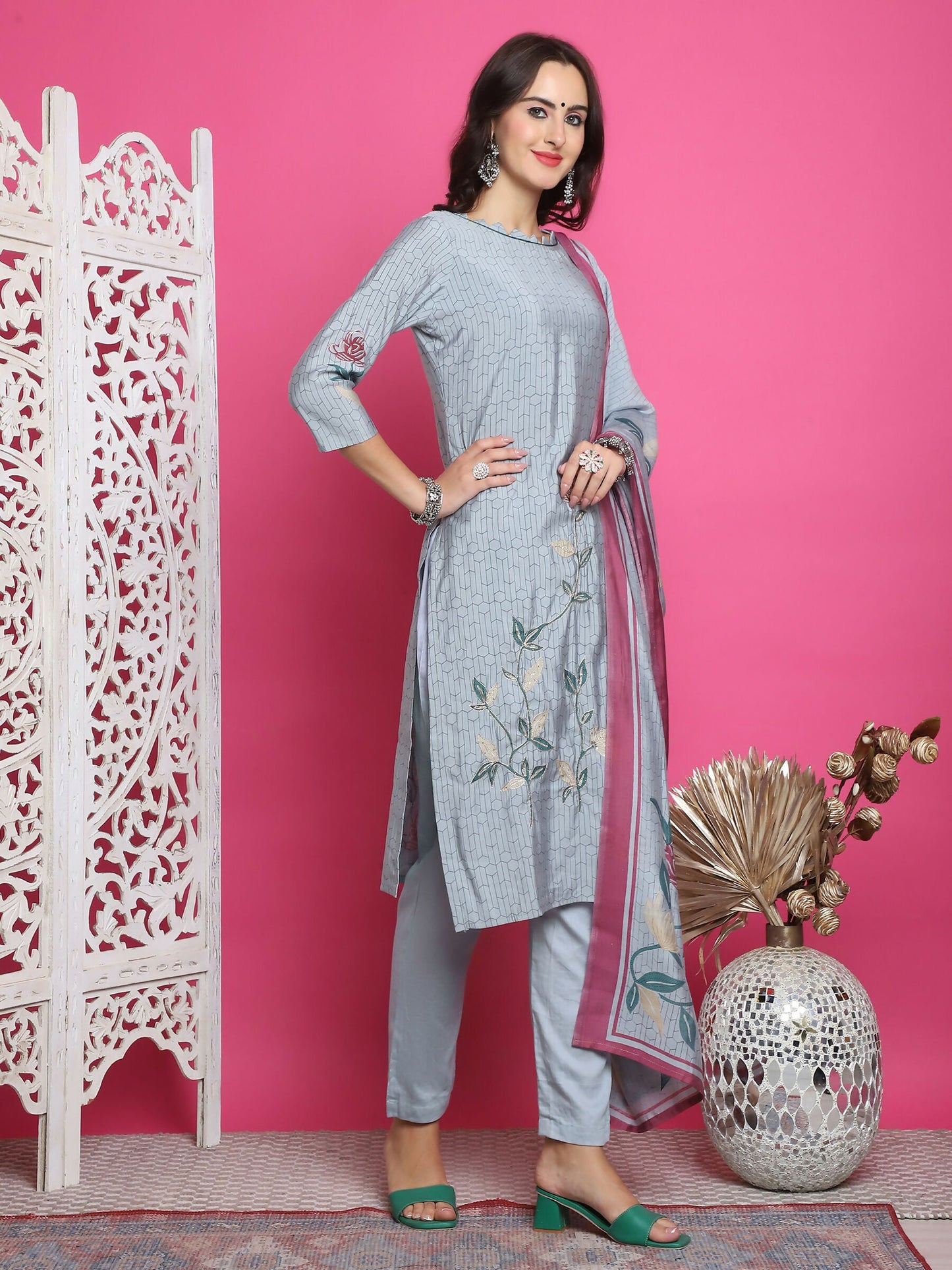 Jyoti Fashion Women's Grey Muslin Floral Print with Jari & Crystal work Kurta with Trouser & Dupatta