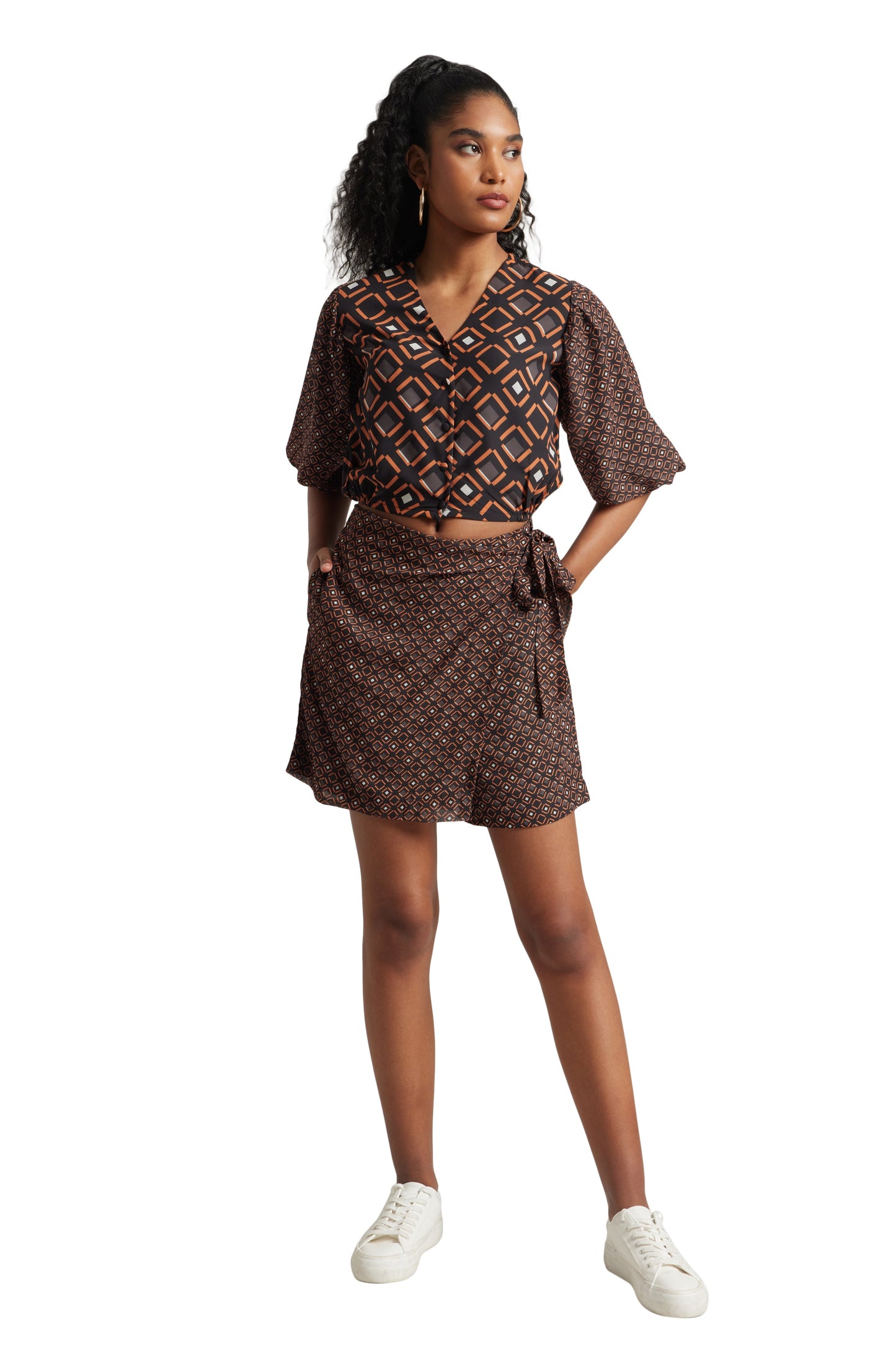 Zaccai Women's Black Georgette Geometric Co-ord Set