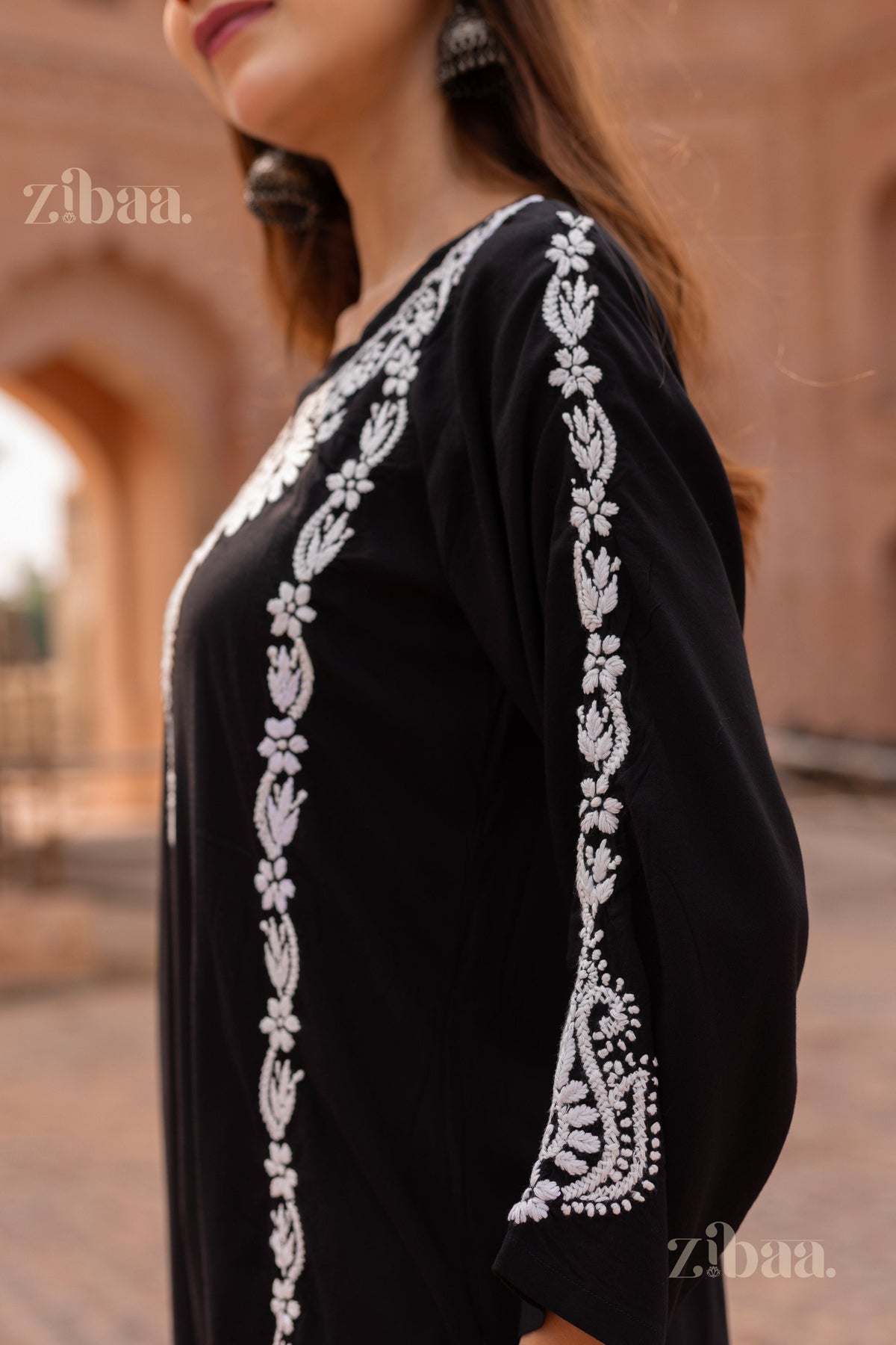 Zibaa Modal Black Chikankari Kurti