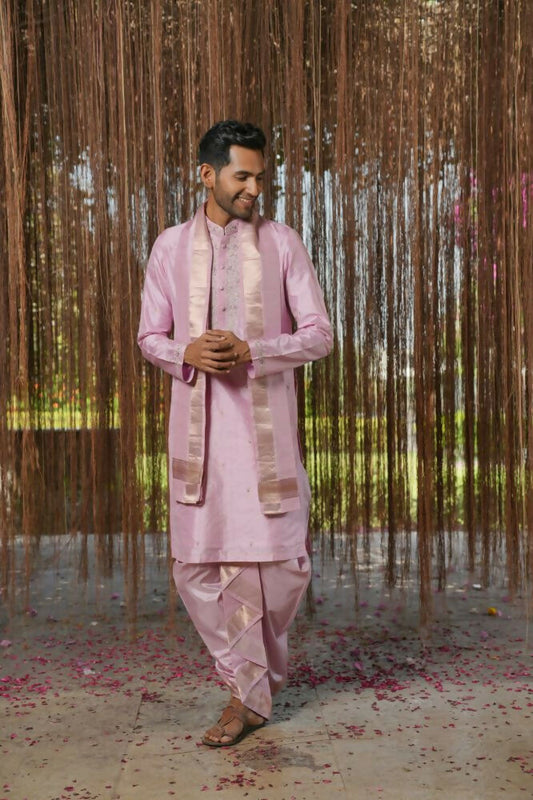 Lavender Kanjivaram Machien Embroidered Pattu Set by Hilo Design