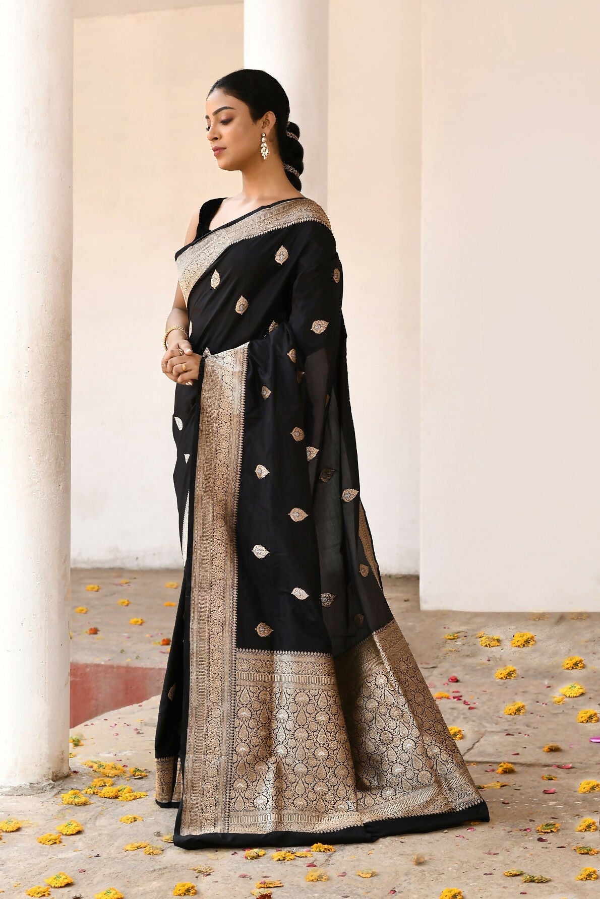 Joban Fashion Black Pure Katan Pure Handloom Banarasi Silk Saree