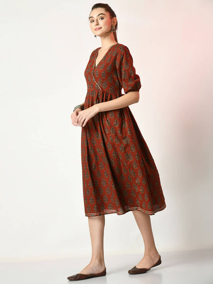 Myshka Women's Rust Empire Printed Dress
