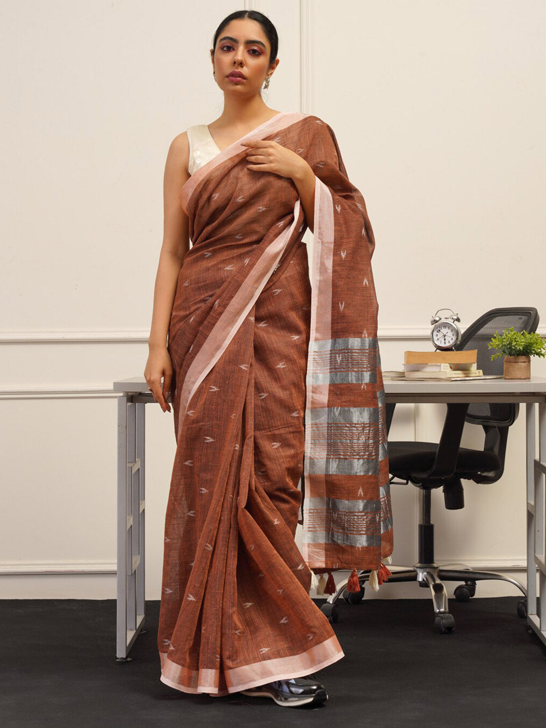 Tikhi Imli Rust Abstract Woven Design Zari Saree