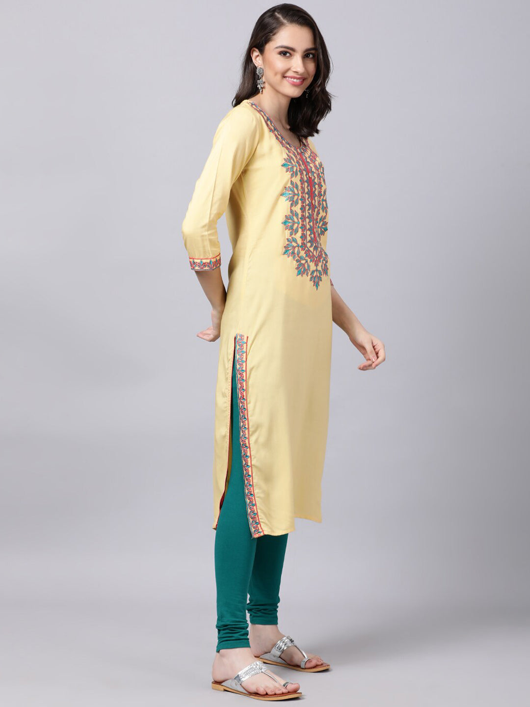 Souchii Women Cream-Coloured Ethnic Motifs Embroidered Kurta