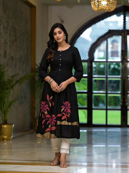 Juniper Women's Black Floral Printed Rayon Kurta With Button Closure