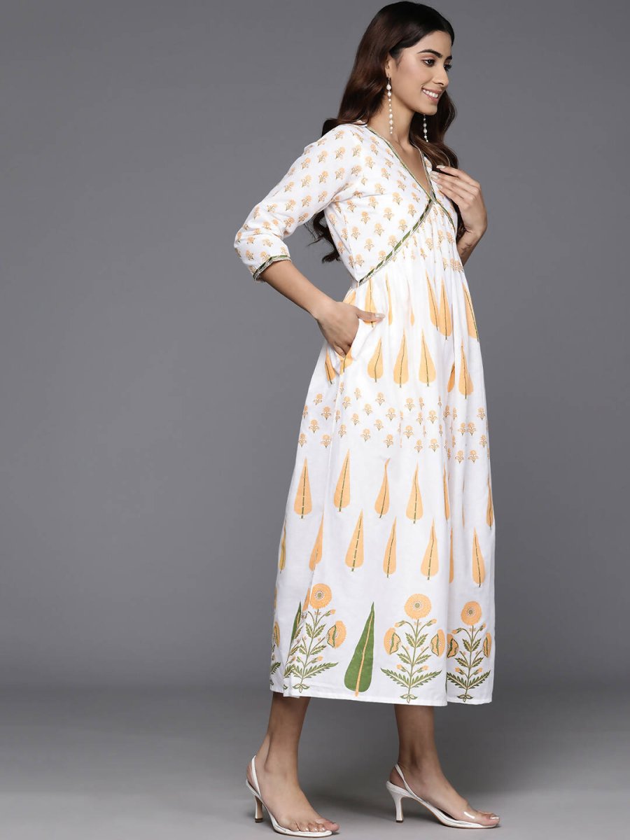 Ahalyaa Women's Traditional wear Dress - White