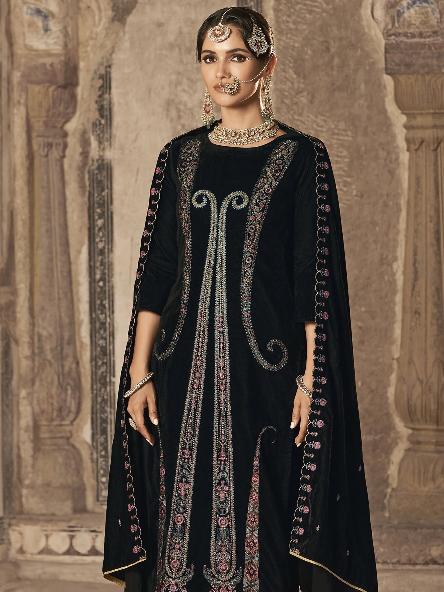 Jyoti Fashion Women's Black Velvet Floral Resham Thread with Jari work Kurta with Trouser & Dupatta