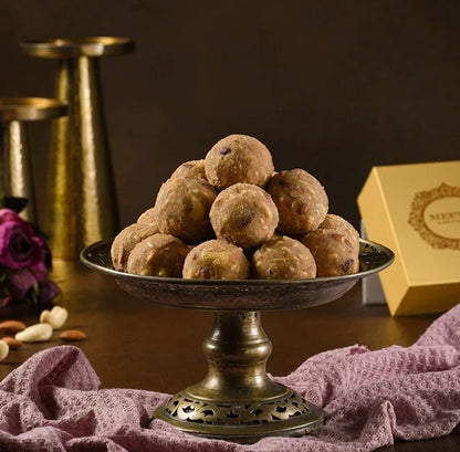 Meethi Atta Laddoo