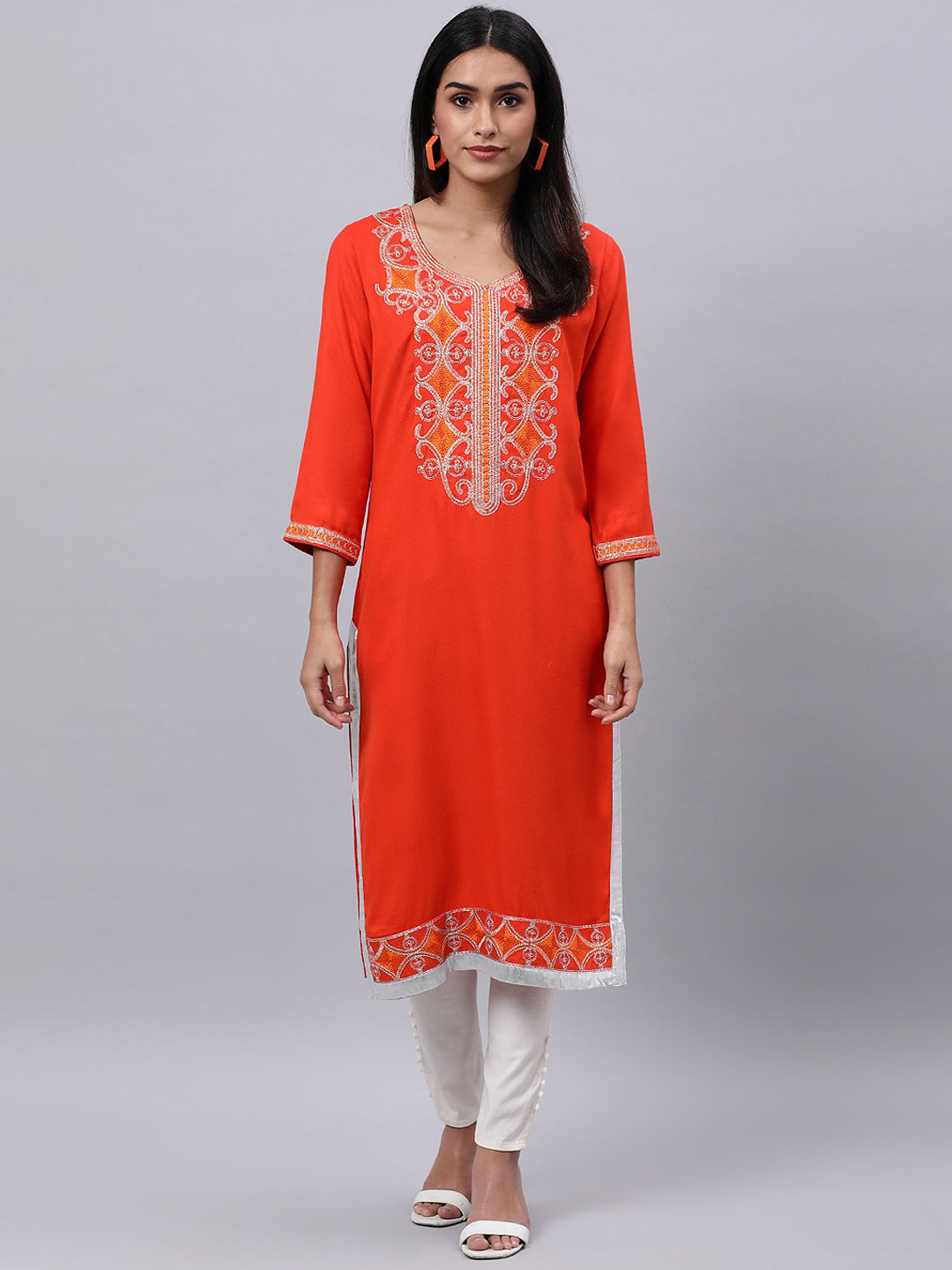 Souchii Women Ethnic Motifs Yoke Design Thread Work Beautiful Kurta