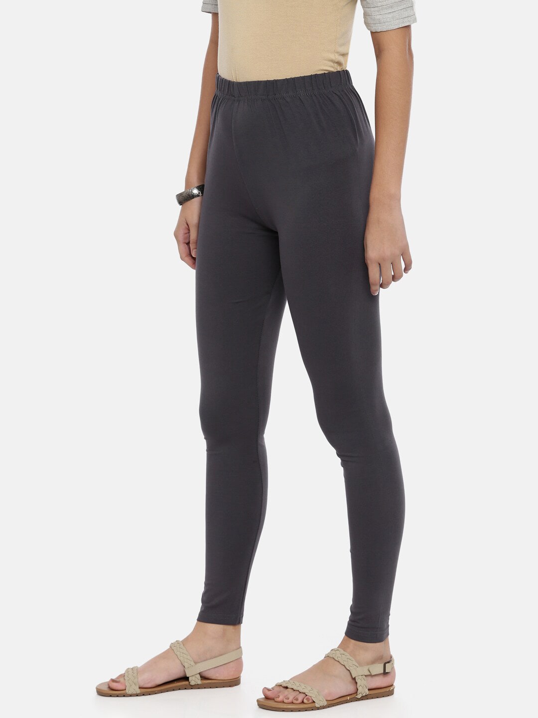 Souchii Charcoal Grey Solid Slim-Fit Ankle-Length Leggings