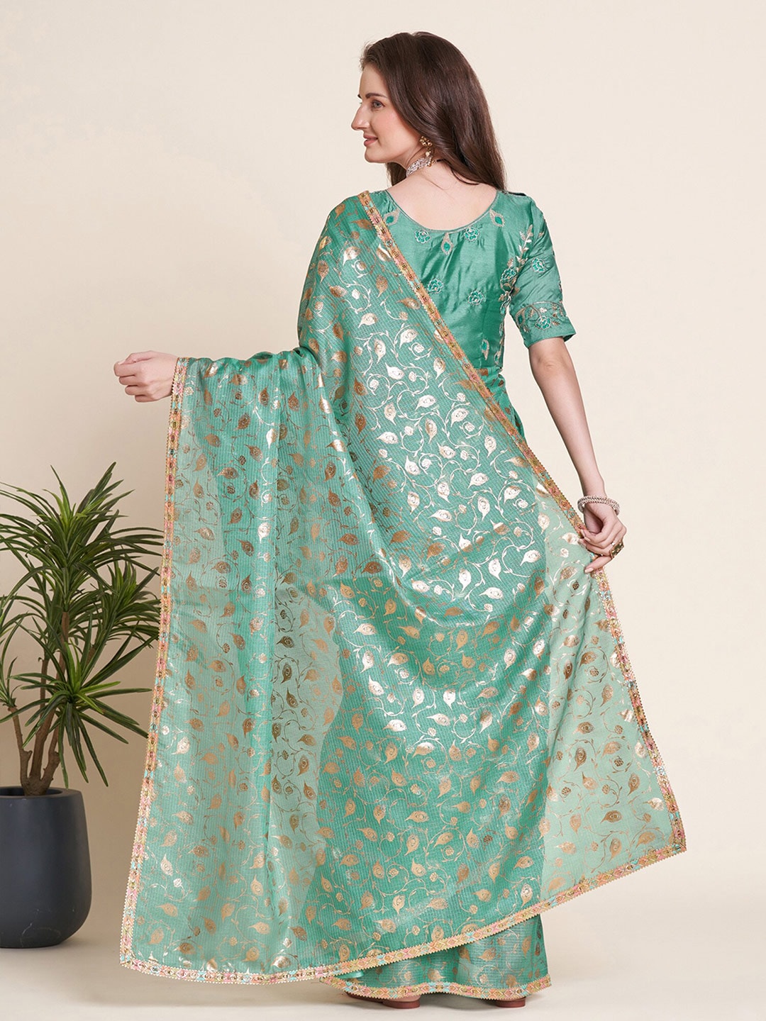 Saree Mall Floral Printed Sarees
