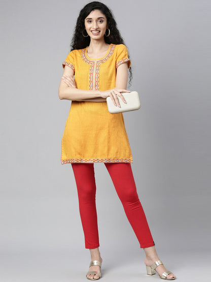 Souchii Women Yellow Embroidered Thread Work Kaftan Kurta