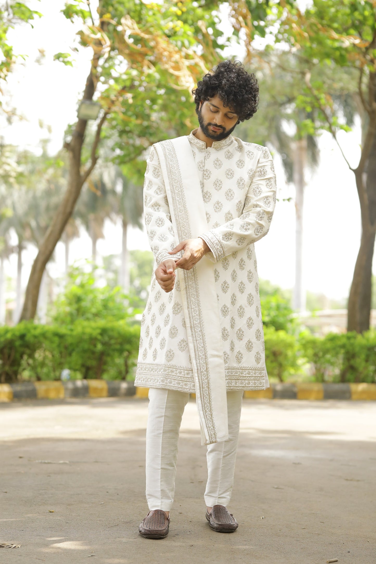 Iysian-Silver Designer Sherwani by Hilo Design