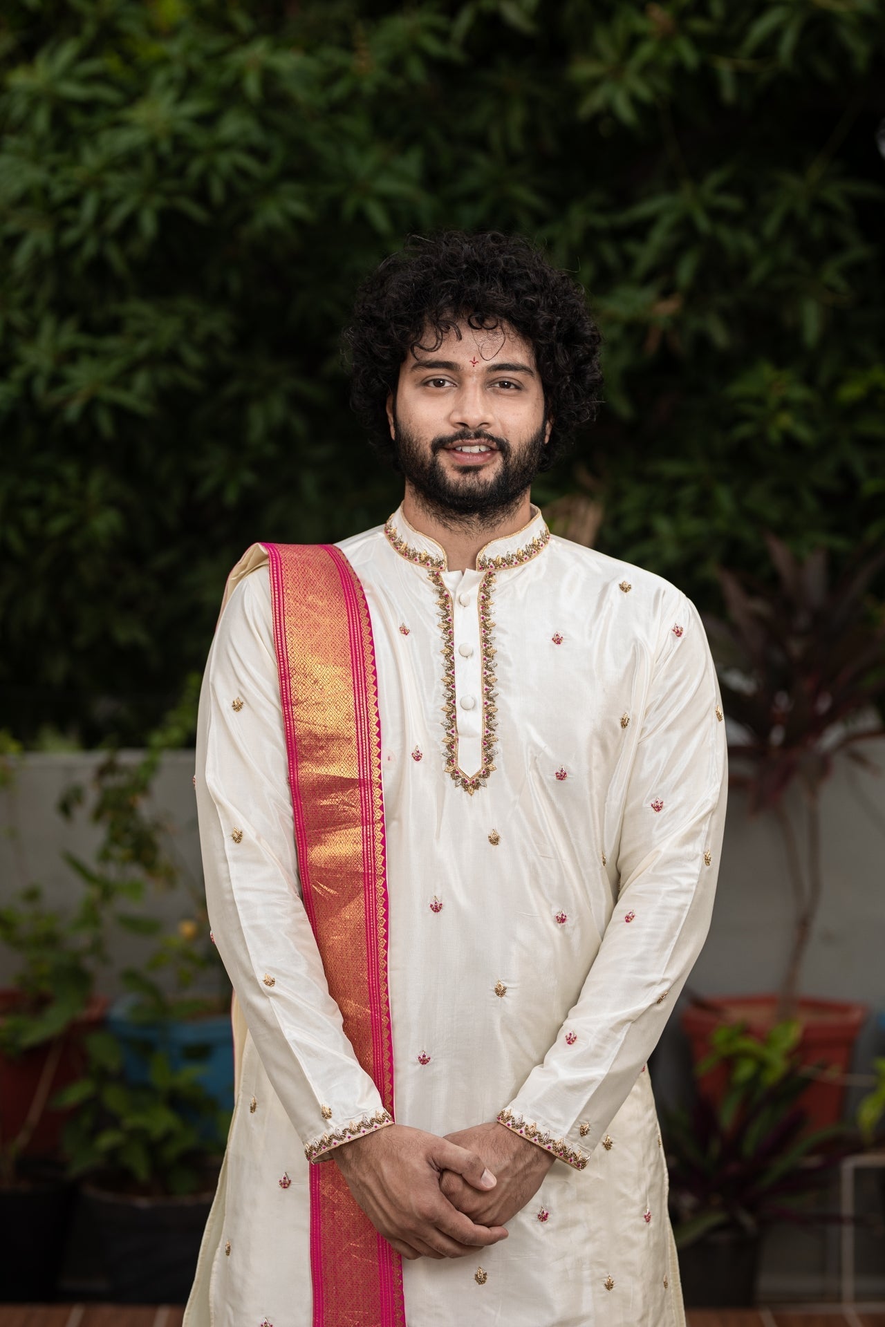 Classic Hand Embroidery Designer Pattu Kurta and Dhoti Set by Hilo Design